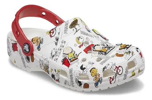 Crocs Snoopy 1